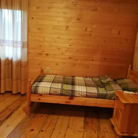 Tree House Мини-отель *