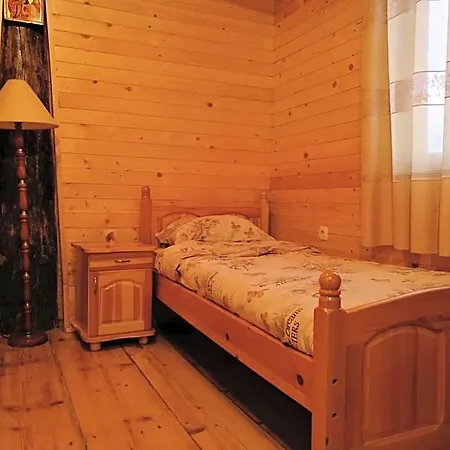 Tree House Kro Vladaya