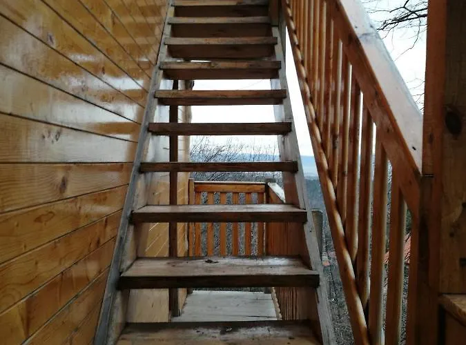 къща на дърво Владая