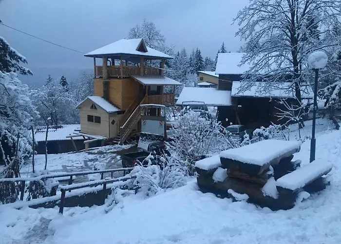 Хан къща на дърво